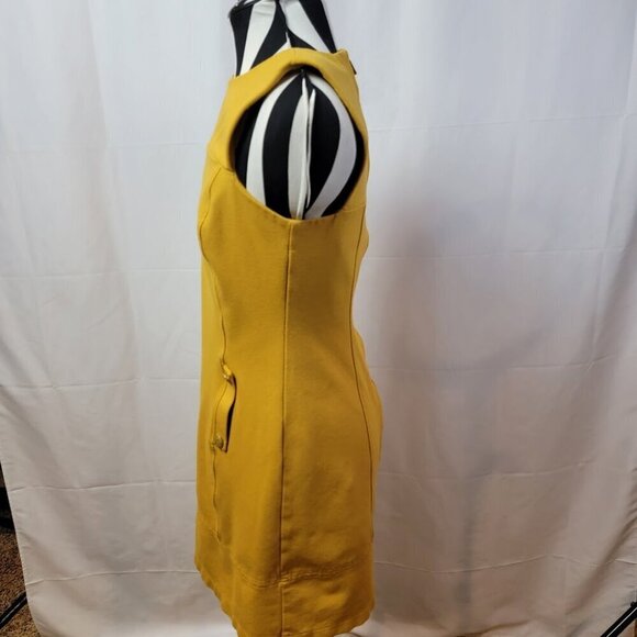 Chic Vince Camuto Dress - Size 6, Very Gently Used - Picture 9 of 12